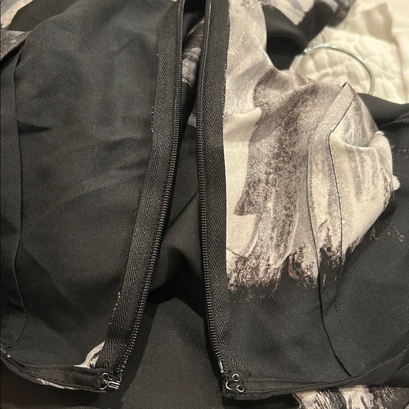 DONNA MORGAN Cut-Out Back Floral Midi Dress - Picture 11 of 14